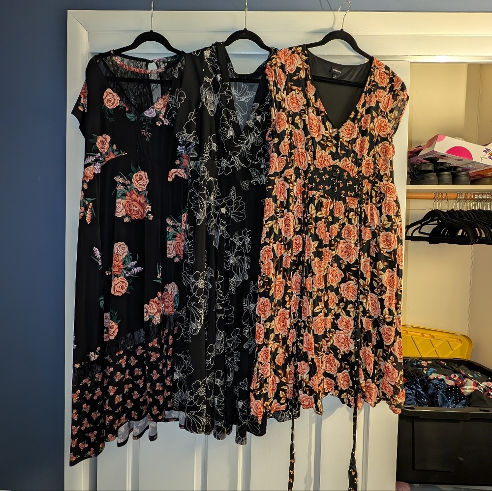 Torrid Size 2 Floral Print Dresses Set